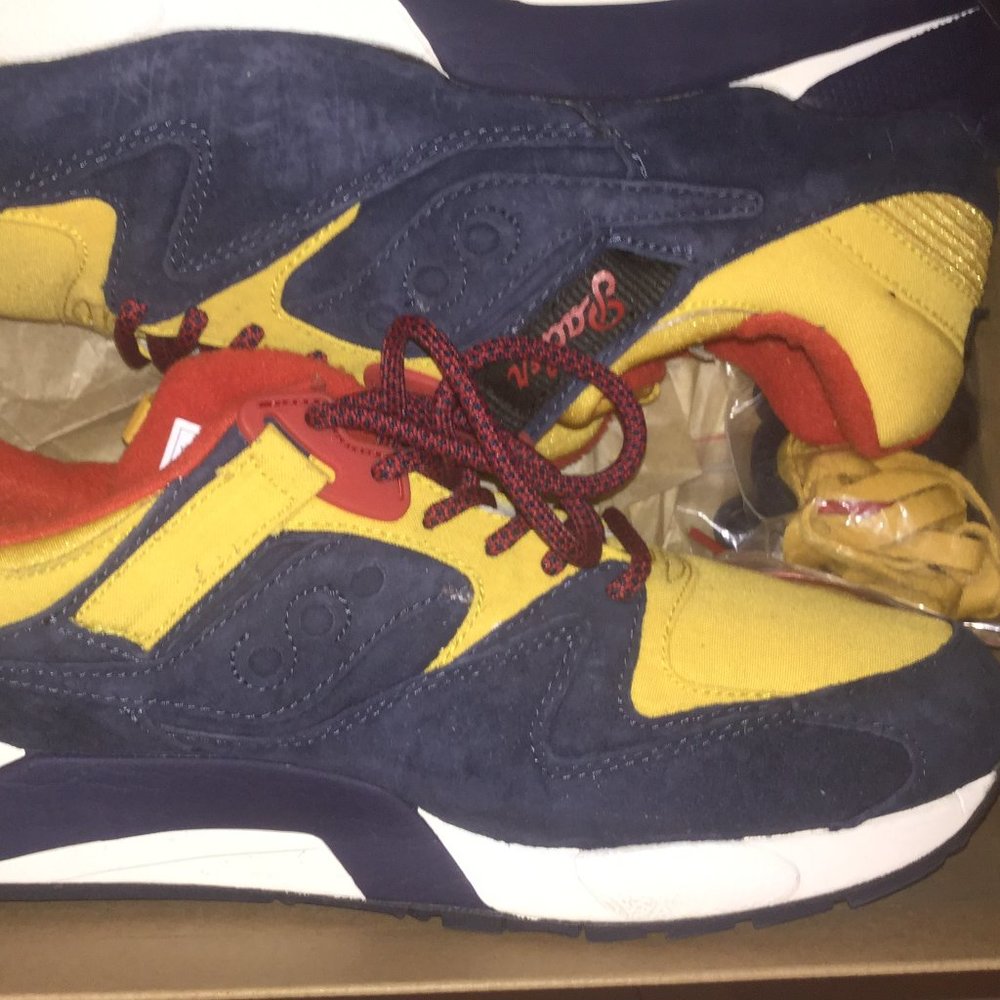 Packer Shoes x Saucony Grid 9000 Snow Beach Size 11.5